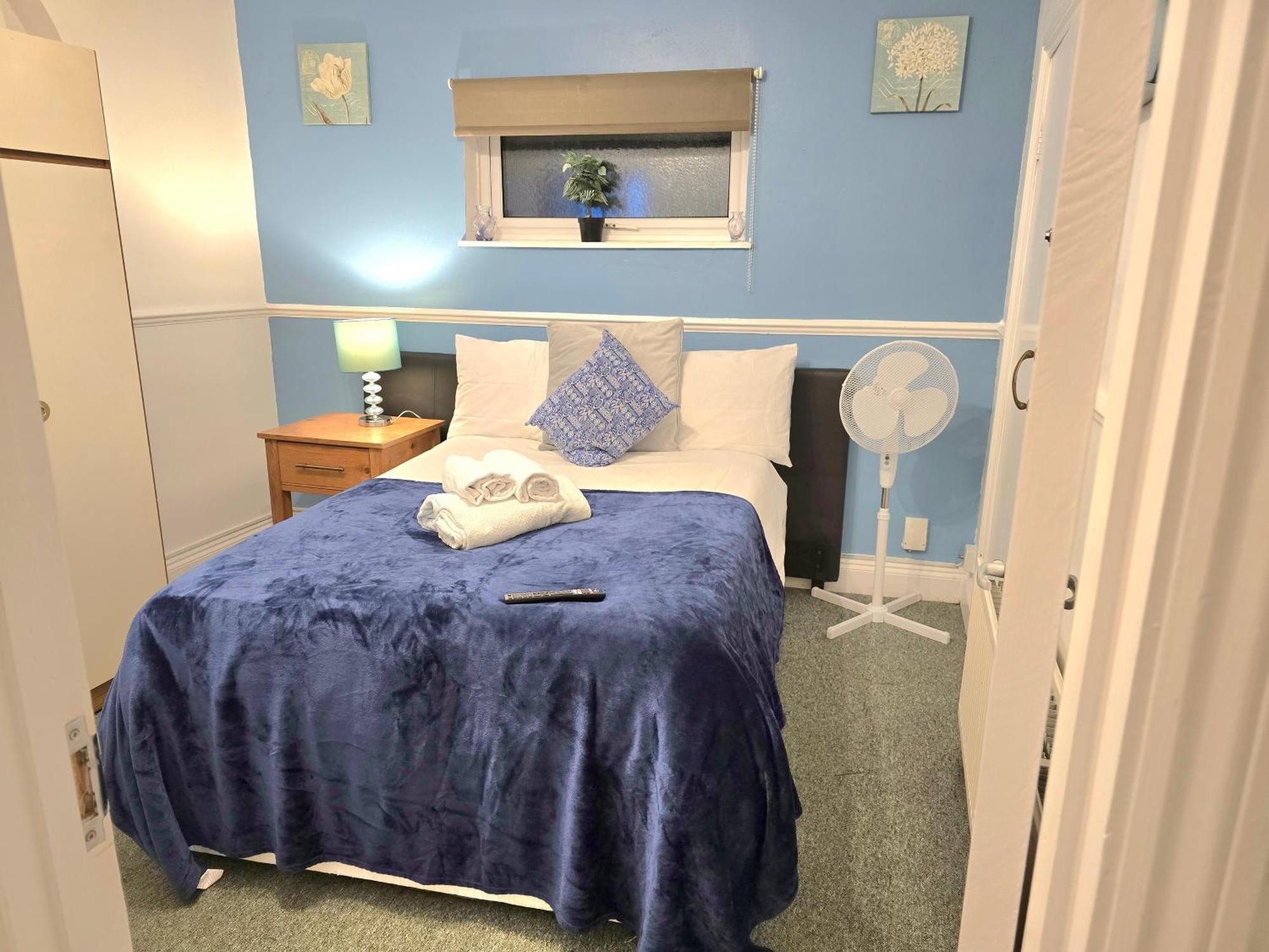 Gillings Villa -Perfect For Long & Short Stays Gillingham  Εξωτερικό φωτογραφία